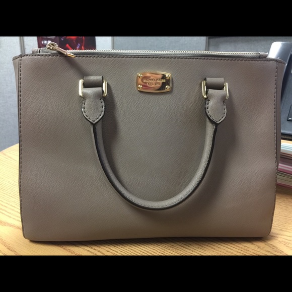 sell mk purse